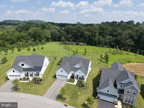 437 Mustang Rd, Downingtown, PA 19335
