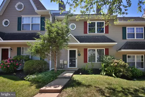3 Wendy Way #48, Phoenixville, PA 19460