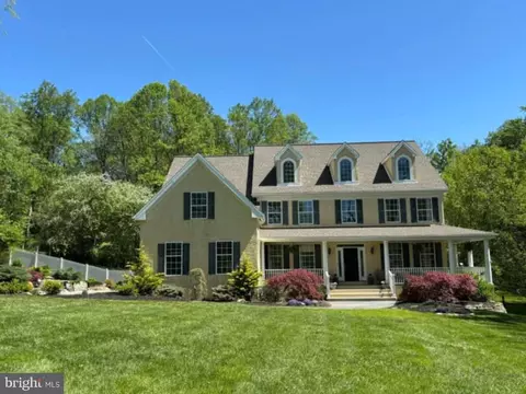 1 Caldwell Ln, Avondale, PA 19311