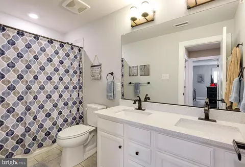 Bath - 115 Rehoboth Rd, Wayne, PA 19087 photo 3 of 4