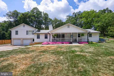 201 Martins Corner Rd, Coatesville, PA 19320