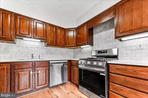 Kitchen - 56 Constitution Ct, Chesterbrook, PA 19087 photo 2 of 3