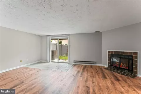 Living - 56 Constitution Ct, Chesterbrook, PA 19087 photo 7 of 8