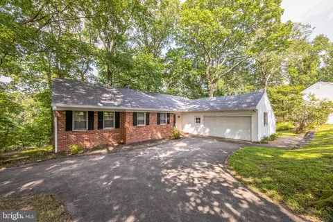 207 Vincent Rd, Paoli, PA 19301