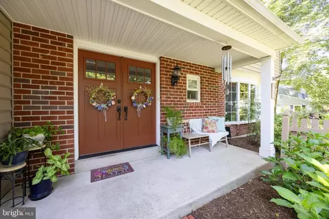 411 Rennard Dr, Exton, PA 19341 photo 2