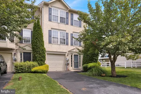 48 Dare Ln, Pottstown, PA 19465