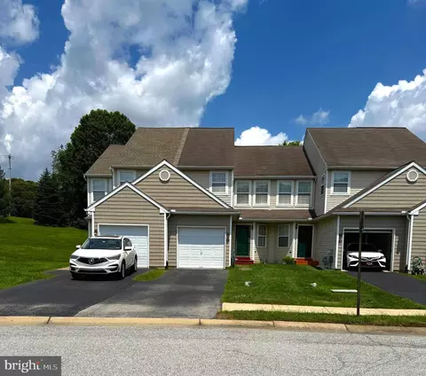 348 Gavin Dr, Coatesville, PA 19320