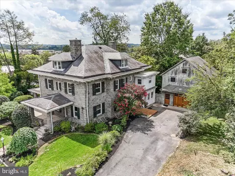 503 W State St, Kennett Square, PA 19348