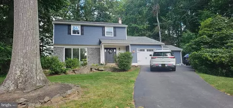 713 Marple Dr, West Chester, PA 19382