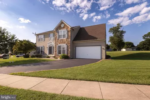409 N Brookside Dr, Oxford, PA 19363