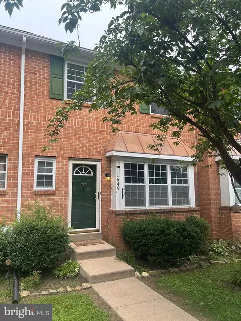 1549 S Coventry Ln, West Chester, PA 19382