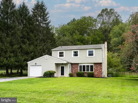 713 Cynthia Ln, West Chester, PA 19380