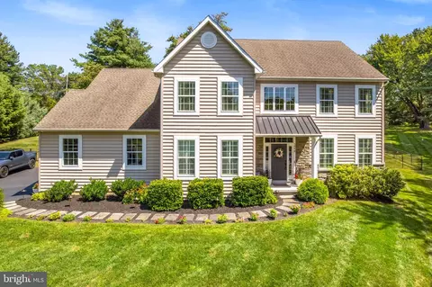 1598 Wineberry Ln, West Chester, PA 19380