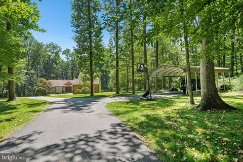 Exterior - 324 Biddle Dr, Exton, PA 19341 photo 10 of 10