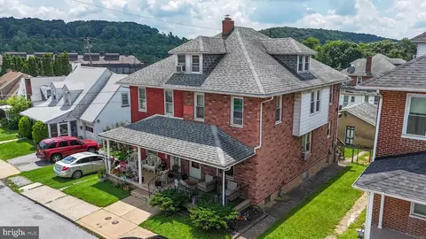 58 W 5th Ave, Coatesville, PA 19320