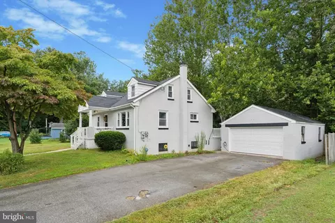 2221 Hartley Ave, Coatesville, PA 19320