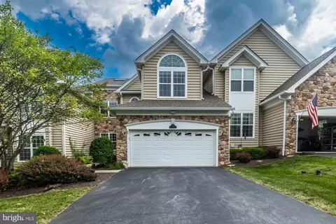 88 Sagewood Dr, Malvern, PA 19355