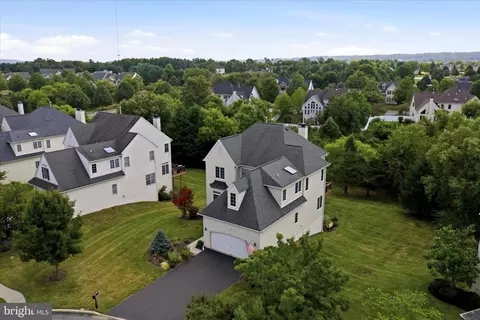 View/Area - 9 Regency Ct, Exton, PA 19341 photo 2 of 9