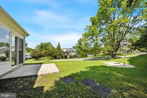 Exterior - 200 Llandovery Dr, Exton, PA 19341 photo 4 of 5