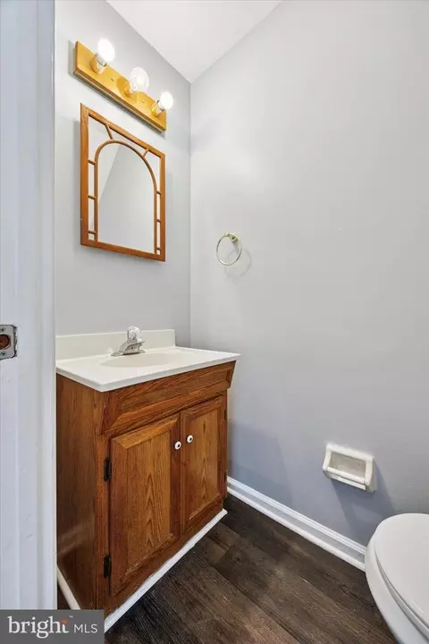 Bath - 200 Llandovery Dr, Exton, PA 19341 photo 1 of 3