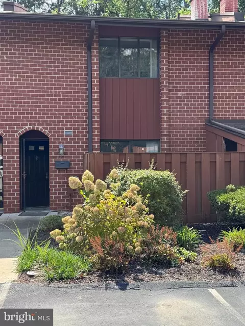 1605 Worthington Dr, Exton, PA 19341
