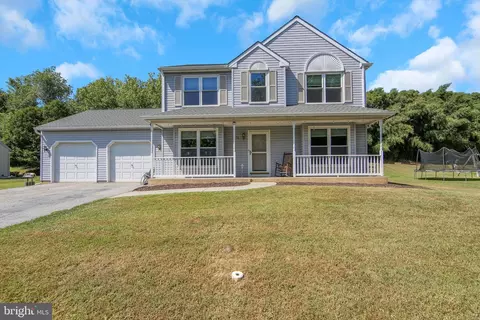 23 Pinckney Dr, Coatesville, PA 19320
