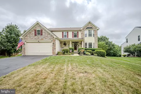 232 Flagstone Cir, Coatesville, PA 19320