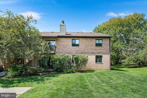 40 Le Forge Ct, Chesterbrook, PA 19087