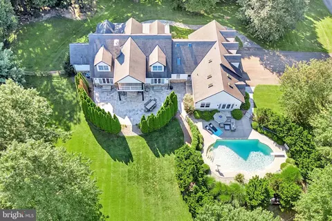 930 Saginaw Rd, Oxford, PA 19363