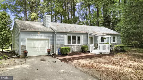 125 Westmoreland Dr, Coatesville, PA 19320