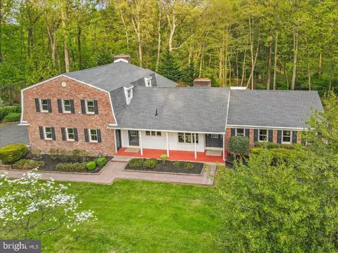 1674 High Point Ln, Valley Forge, PA 19481