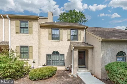 1606 Stoneham Dr, West Chester, PA 19382