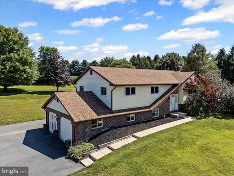 3301 State Rd, Oxford, PA 19363
