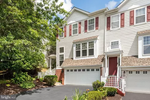 118 Tudor Ct, Malvern, PA 19355