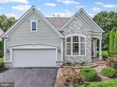 223 Katsura Dr, Kennett Square, PA 19348