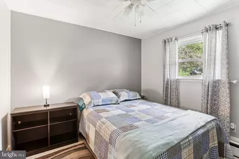 Bedroom - 156 Valleyview Dr, Exton, PA 19341 photo 3 of 5