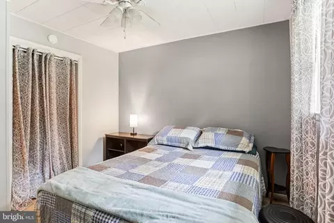 Bedroom - 156 Valleyview Dr, Exton, PA 19341 photo 4 of 5