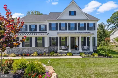 107 Adrienne Ct, West Chester, PA 19380