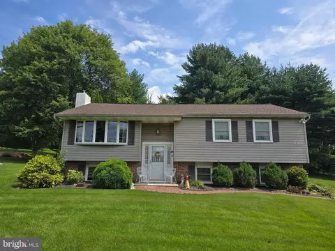 1450 Unionville Rd, Pottstown, PA 19465