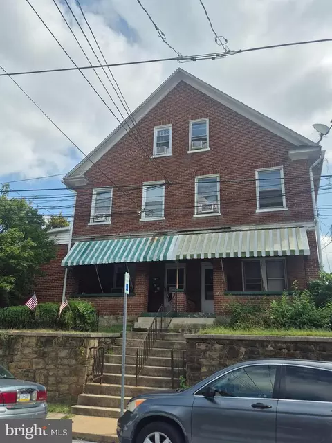 35 W 5th Ave, Coatesville, PA 19320