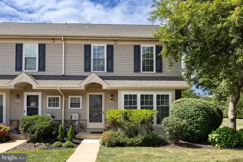1105 Cambria Ct #38, Phoenixville, PA 19460