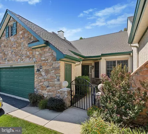 1653 Yardley Ct, West Chester, PA 19380