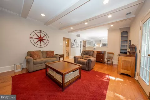 Living - 681 Fernfield Cir, Wayne, PA 19087 photo 3 of 5
