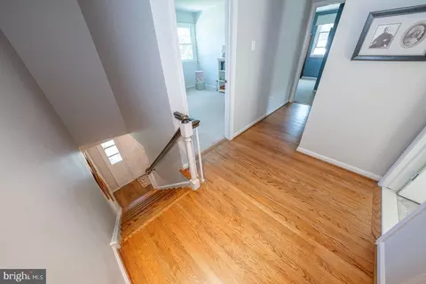 Entry Way - 681 Fernfield Cir, Wayne, PA 19087 photo 2 of 4