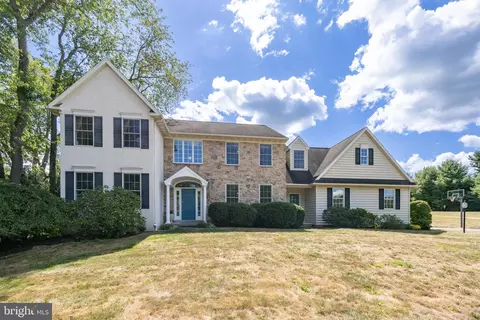 15 Patterdale Pl, Downingtown, PA 19335