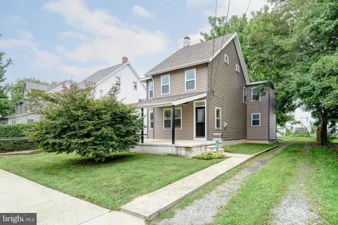 327 Nottingham Ave, Oxford, PA 19363