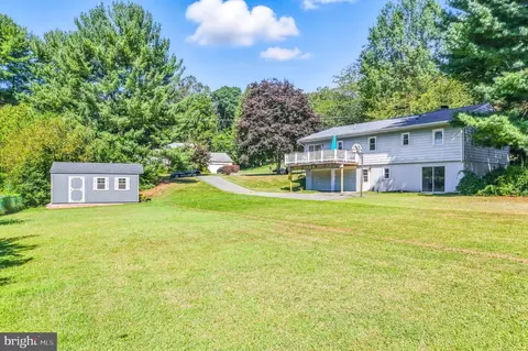 746 W Hoffecker Rd, Pottstown, PA 19465