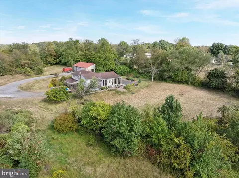 View/Area - 714 Ridge Rd, Pottstown, PA 19465 photo 3 of 10