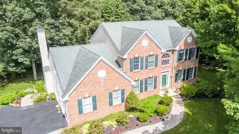 831 E Cub Hunt Ln, West Chester, PA 19380