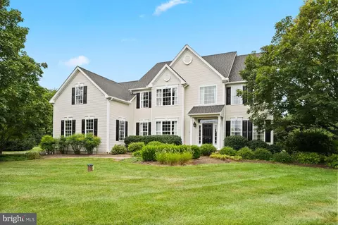 53 Haystack Cir, Phoenixville, PA 19460